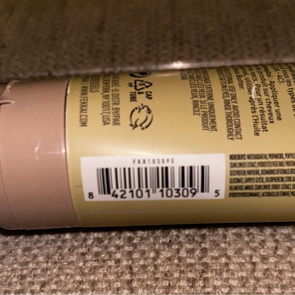 Women’s Haircare Fekkai Shea Butter Curl Defining Curl Memory Gel Crème120mL - Picture 11 of 12